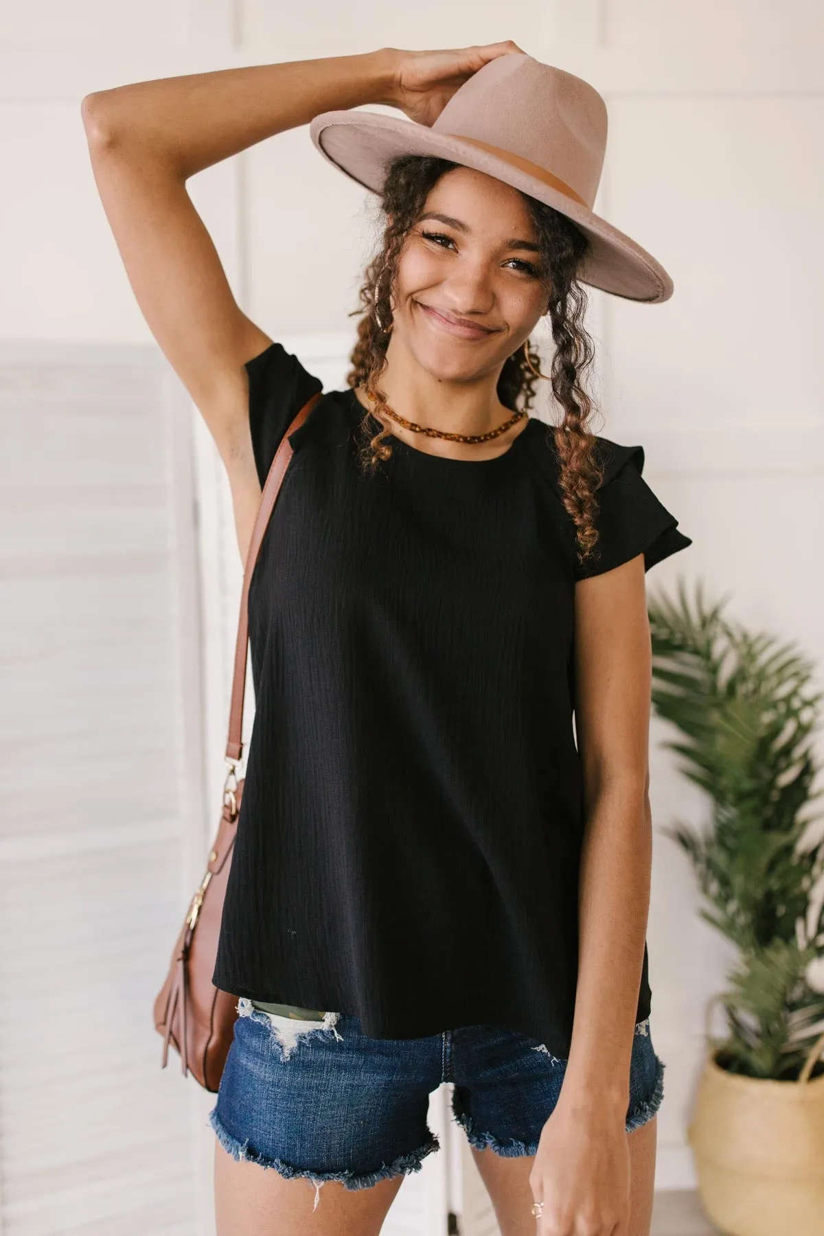 Light and Linen Top in Black