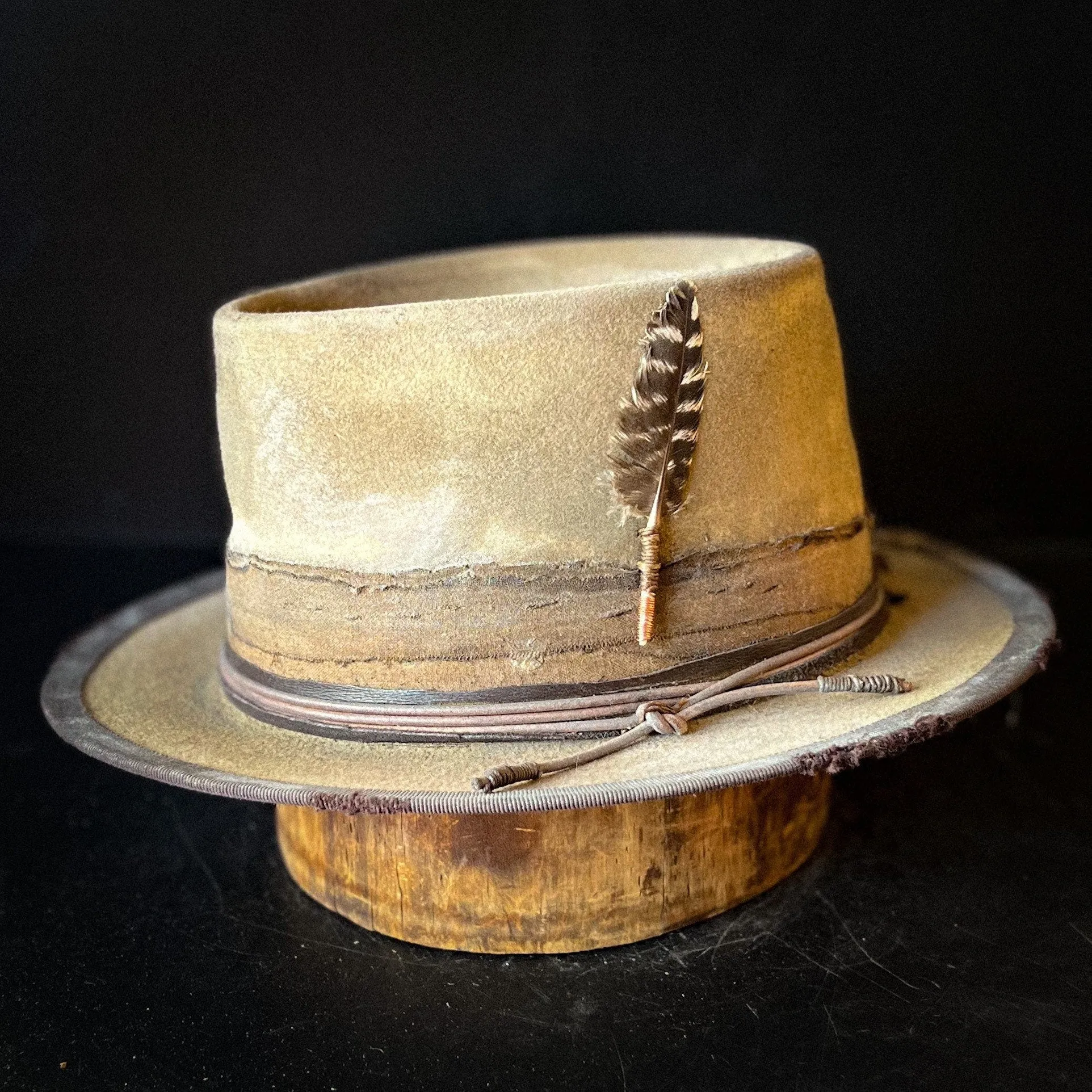 Stone Cold Killer Old-World Charm Chapeau Hat