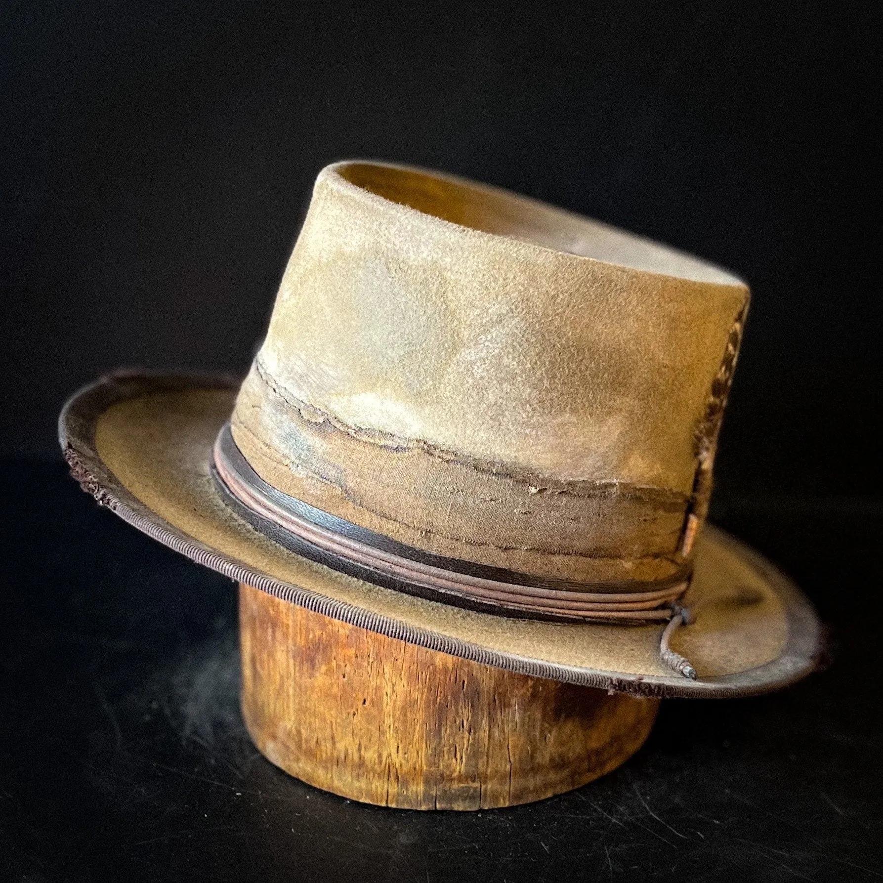 Stone Cold Killer Old-World Charm Chapeau Hat